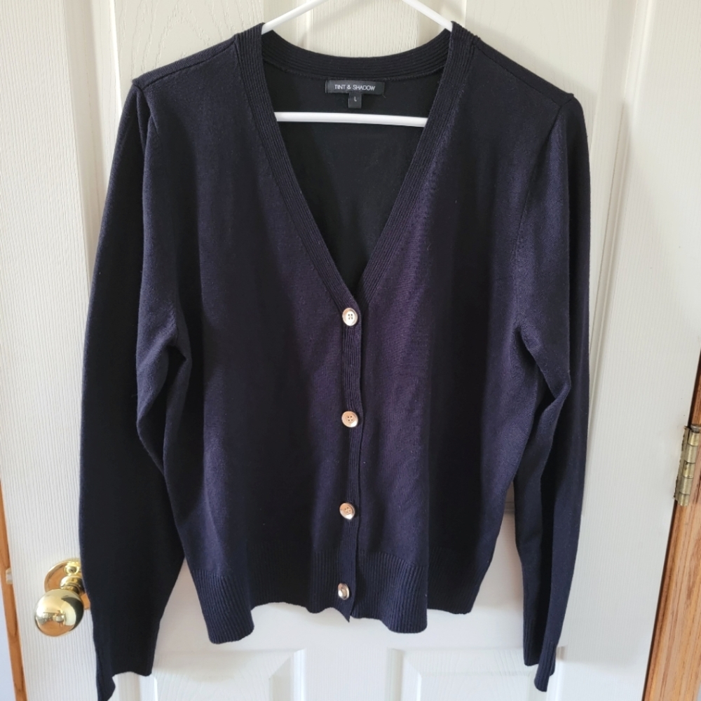 Tint & Shadow black cardigan , size L